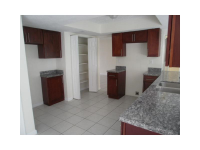  2440 NW 68TH AVE, Sunrise, Florida 8704525