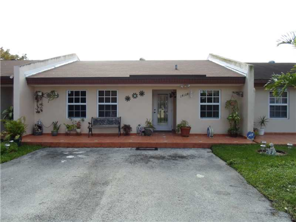  14104 SW 52 TE, Miami, Florida photo