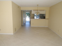  433 Cerromar Lane Apartment 434, Venice, FL 8807761