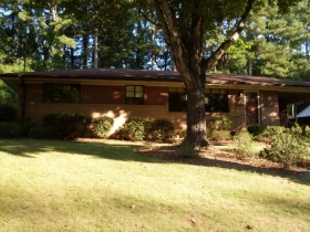  2779 PLANTATION DR, EAST POINT, GA photo