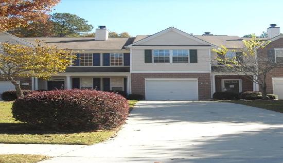  5825 Terremont Cir, Norcross, GA photo