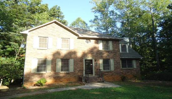  130 Silver Springs Drive, Fayetteville, GA photo