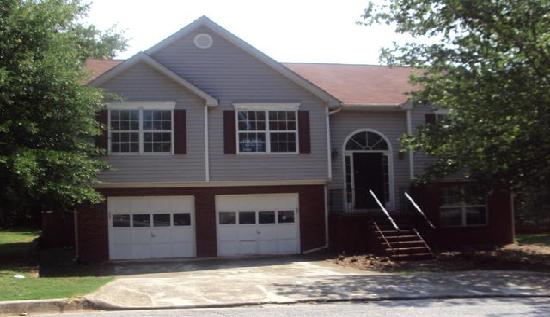  3710 Sandy Shoals Ln, Decatur, GA photo