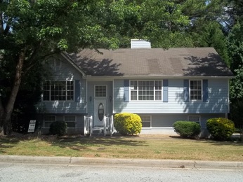  888 Stonebrook Driv, Lithonia, GA photo