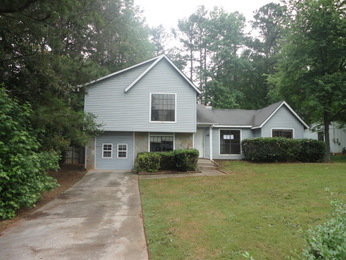  5436 Biffle Court, Stone Mountain, GA photo