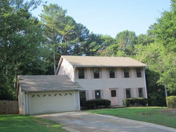  4595 Aberdeen Lane, Stone Mountain, GA photo