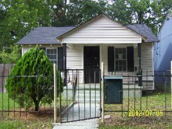  1228 E 69th St, Savannah, GA photo