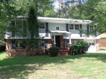  3559 Eisenhower Cir SE, Atlanta, GA photo