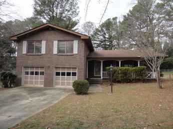  964 Dunstan Ln, Stone Mountain, GA photo