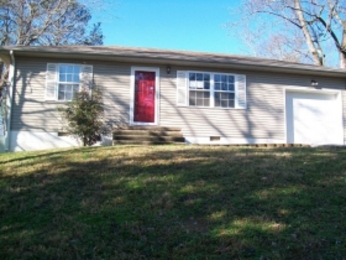  1005 Mountain View Dr, Rossville, GA photo