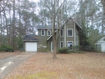  1081 Forest Path, Stone Mountain, GA photo