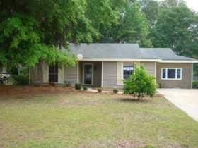  1332 Whitfield Park Dr, Savannah, GA photo