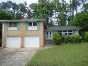  864 Dunleith Ct, Stone Mountain, GA photo