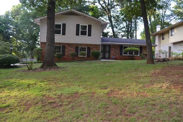  2207 Sterling Ridge Rd, Decatur, Georgia  photo