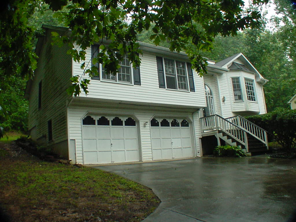  58 Willow Bend Dr N, Cartersville, GA photo