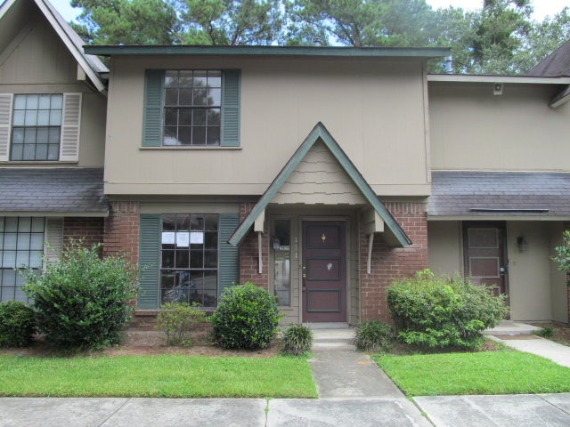  459 Mall Blvd Apt 111, Savannah, GA photo