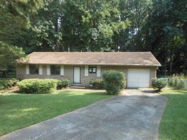  5750 Taffeta Ct, Lithonia, GA photo