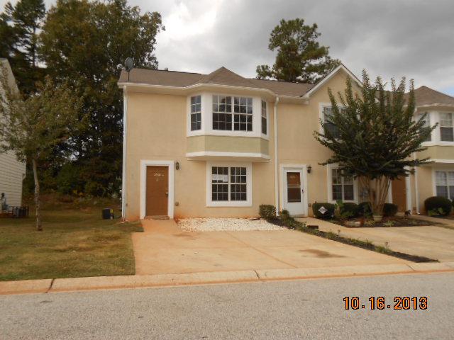  3068 Fields Dr, Lithonia, GA photo