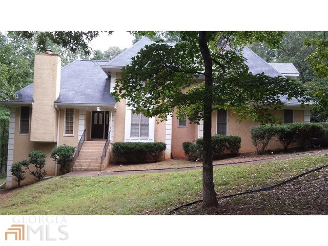  465 Summer Glen Court, Stone Mountain, GA photo