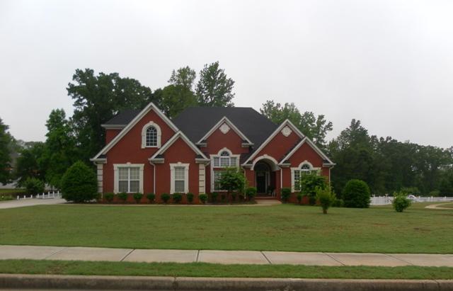  318 Young James Cir, Stockbridge, GA photo