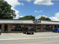  230 King Street N, Calhoun, GA 7767114