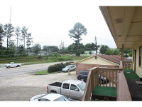  685 W Memorial Drive, Dallas, GA 7924685