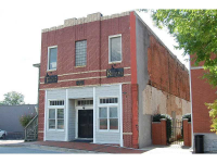  27 Courthouse Square, Dallas, GA 8222980