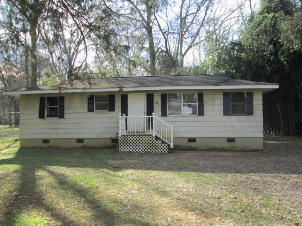  327 Bray Rd SW, Calhoun, GA photo