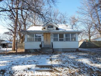  2342 York St, Des Moines, IA photo