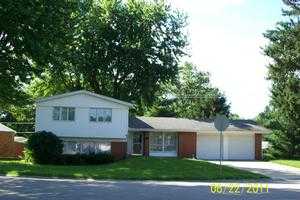  100 Bountiful Dr, Fairview Heights, IL photo