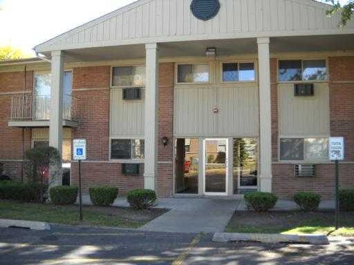  6633 Scott Ln Apt 16, Hanover Park, IL photo