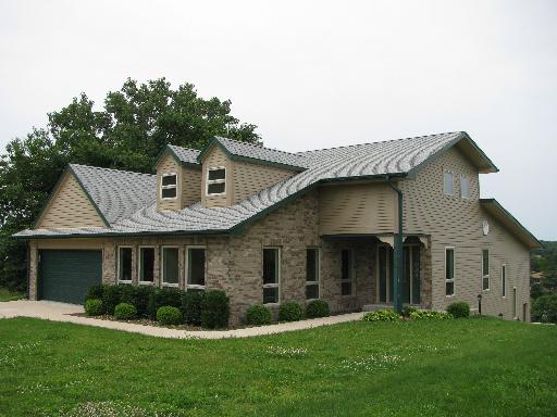  125 Clubhouse Dr, Varna, IL photo
