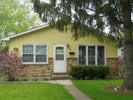  1723 Horeb Ave, Zion, IL photo