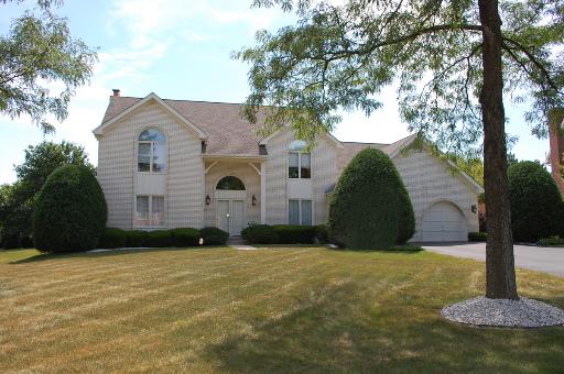  818 Red Stable Way, Oak Brook, IL photo