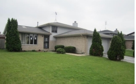  4051 INDIAN HILLS D, COUNTRY CLUB HILL, IL photo