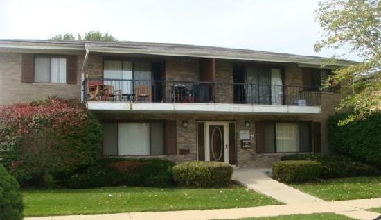  17720 South Exchange Avenue, Lansing, IL photo