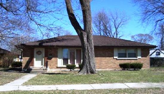  665 East 159th Place, South Holland, IL photo