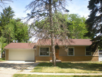  1748 Linden Avenue, Hanover Park, IL photo