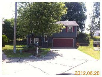  114 Wood Court, Collinsville, IL photo