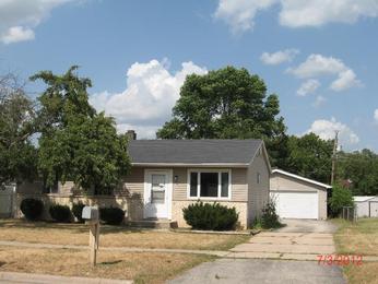  266 Liberty Blvd, Machesney Park, IL photo