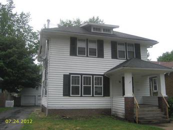  1028 N Ash St, Waukegan, IL photo