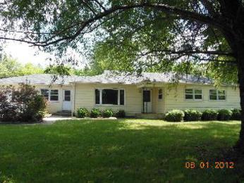 4917 Forest Hills Rd, Rockford, IL photo