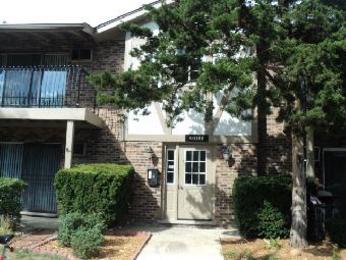  9s110 S Frontage Rd Apt 26-208, Willowbrook, IL photo