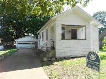  415 Hovey Ave, Normal, IL photo