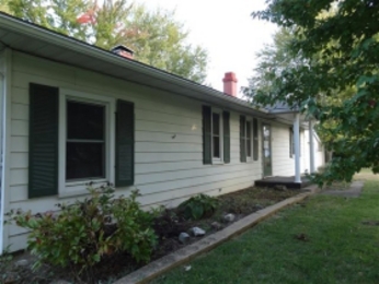  207 N East St, Bunker Hill, IL photo