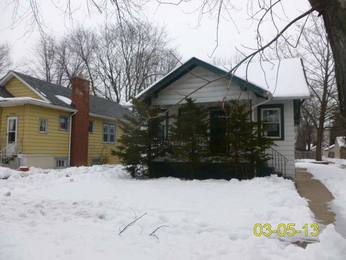  1013 N Poplar Street, Waukegan, IL photo