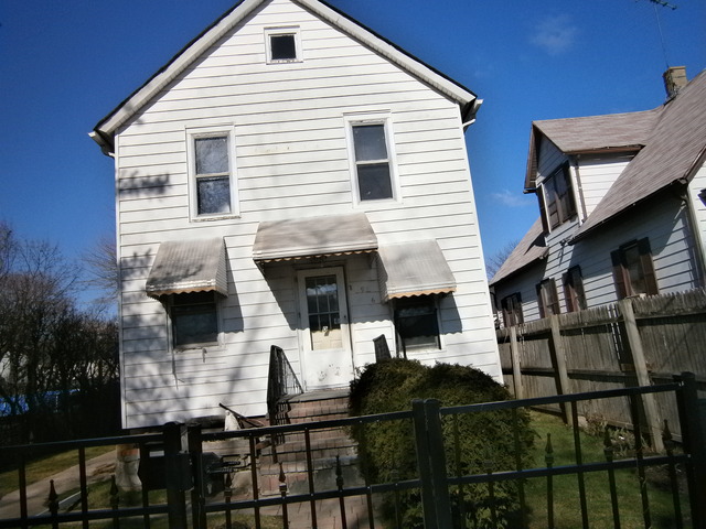  906 Wadsworth Ave, Waukegan, Illinois  photo