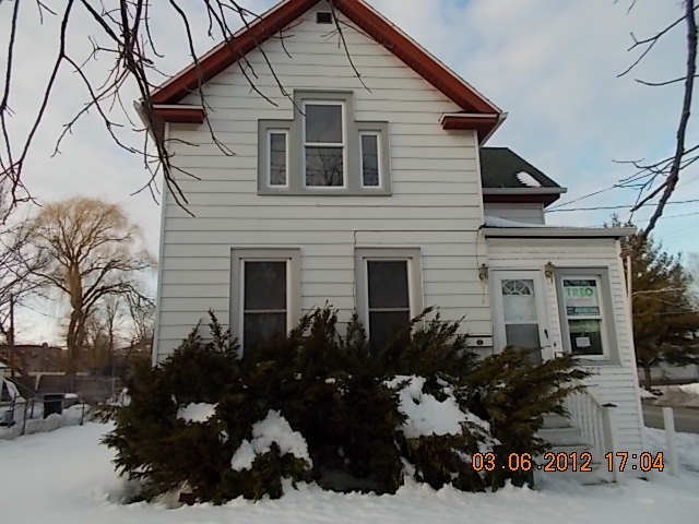  902 Edwards St, Waukegan, Illinois  photo