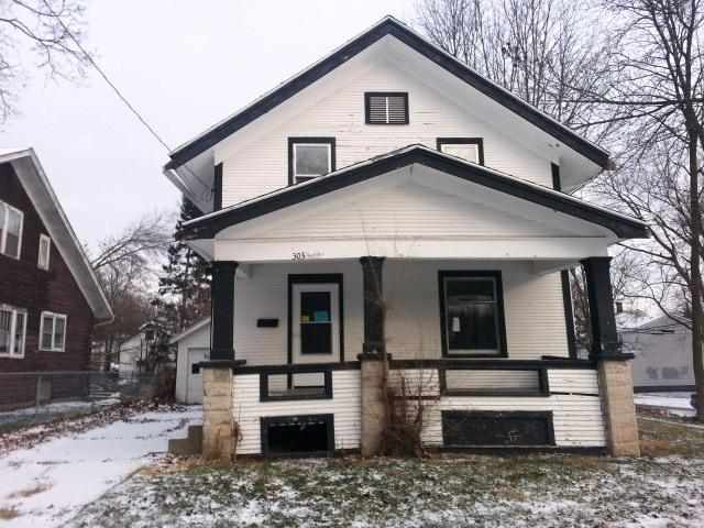  303 N Independence Ave, Rockford, Illinois  photo