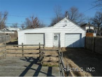  237 S 7th St, Wood River, Illinois  5111353